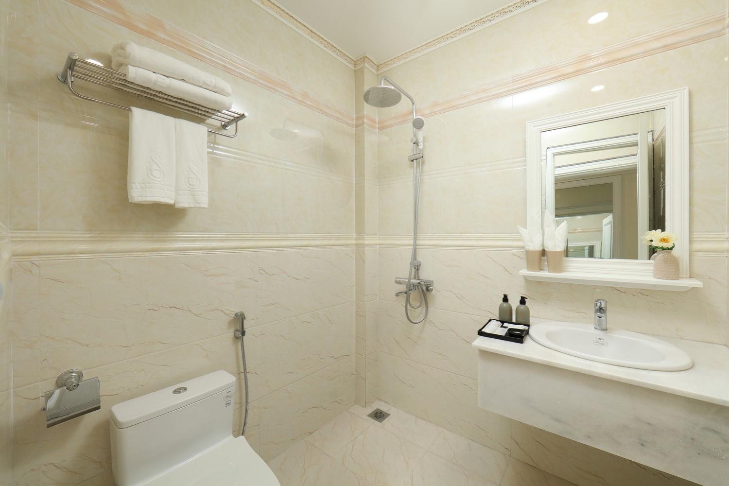 Sun Diamond Hotel Ха Лонг Екстериор снимка